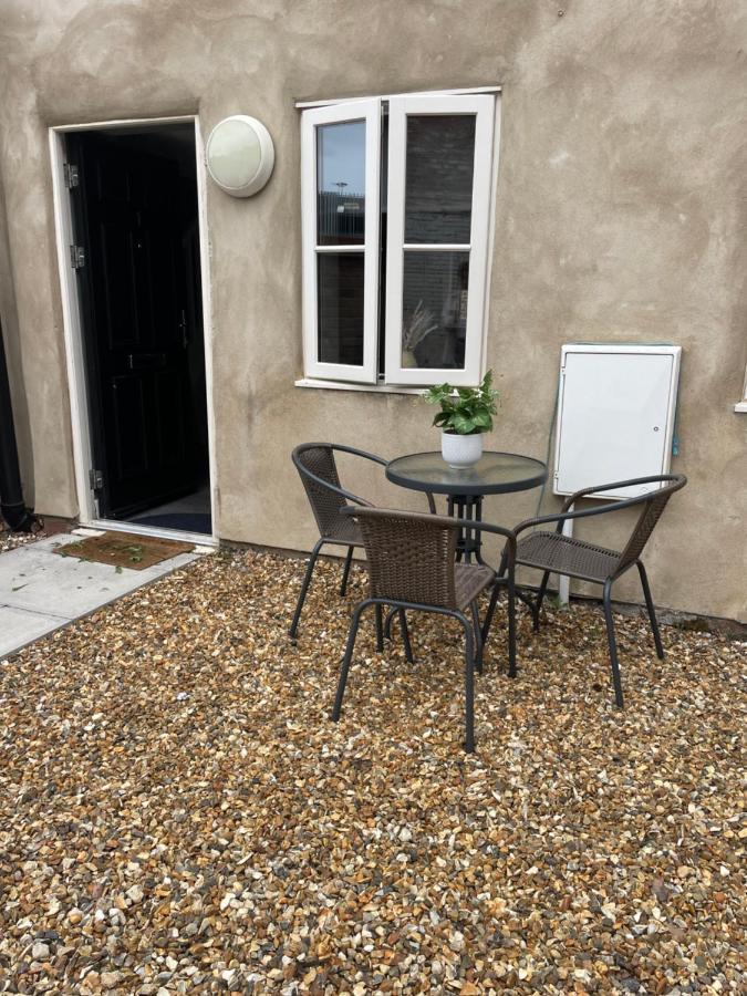 Cedar House - 2 Bed House With Free Parking In Town Centre! By Shortstays4U คิงส์ลินน์ ภายนอก รูปภาพ